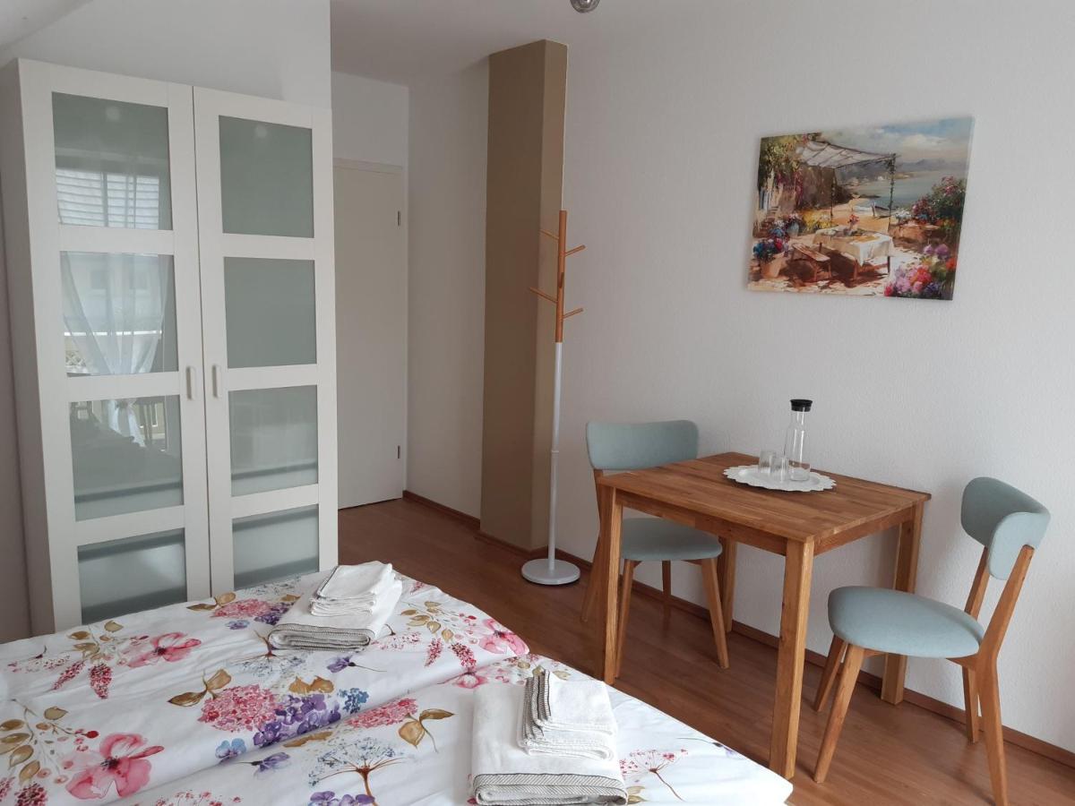 Gastezimmer Rosi Bad Klosterlausnitz Eksteriør billede
